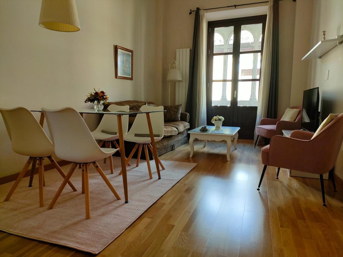 Apartamento Nueva Del Santisimo Granada Dış mekan fotoğraf